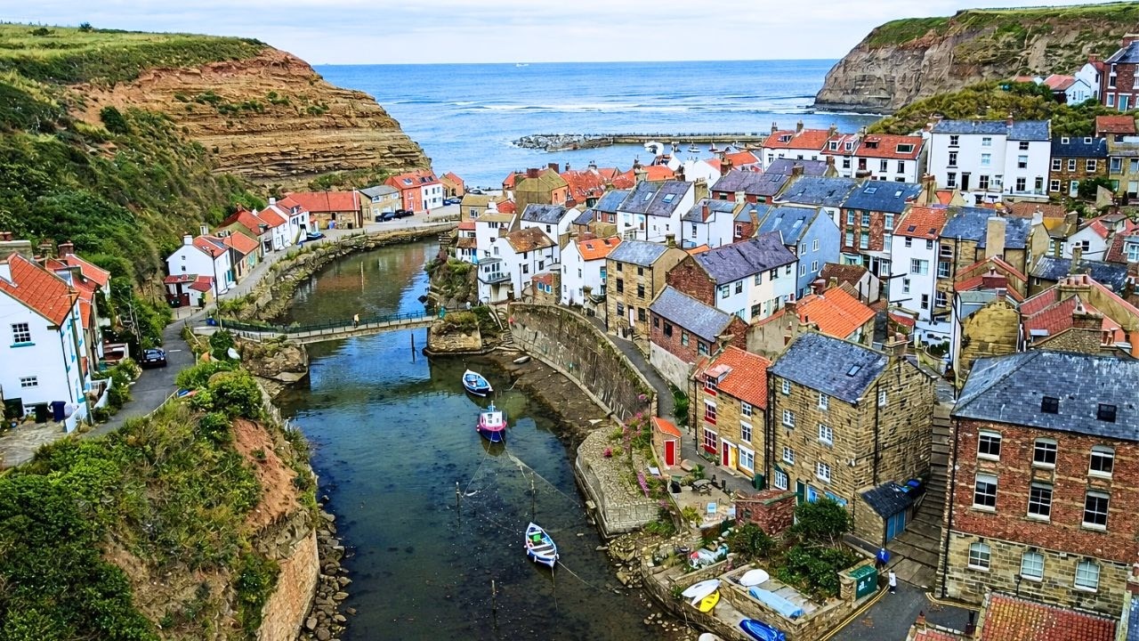 Staithes Village Walk, English Countryside 4k