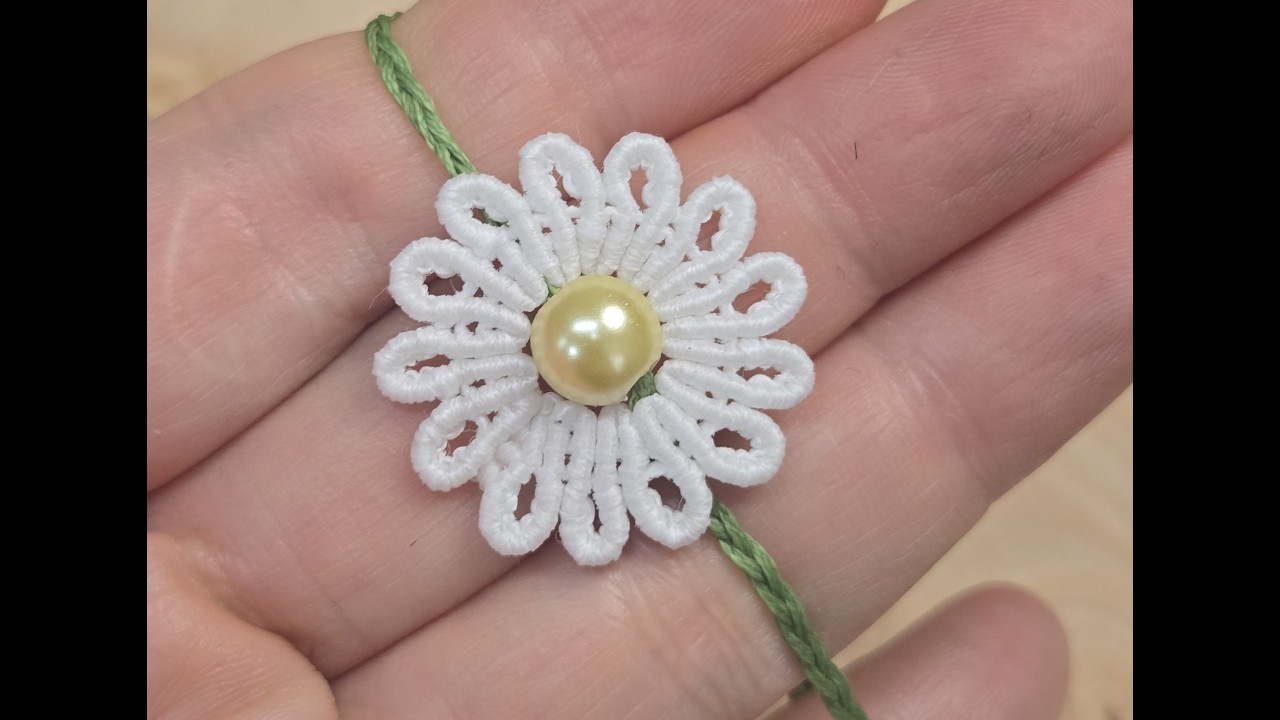 Daisy Flower Macrame Bracelet