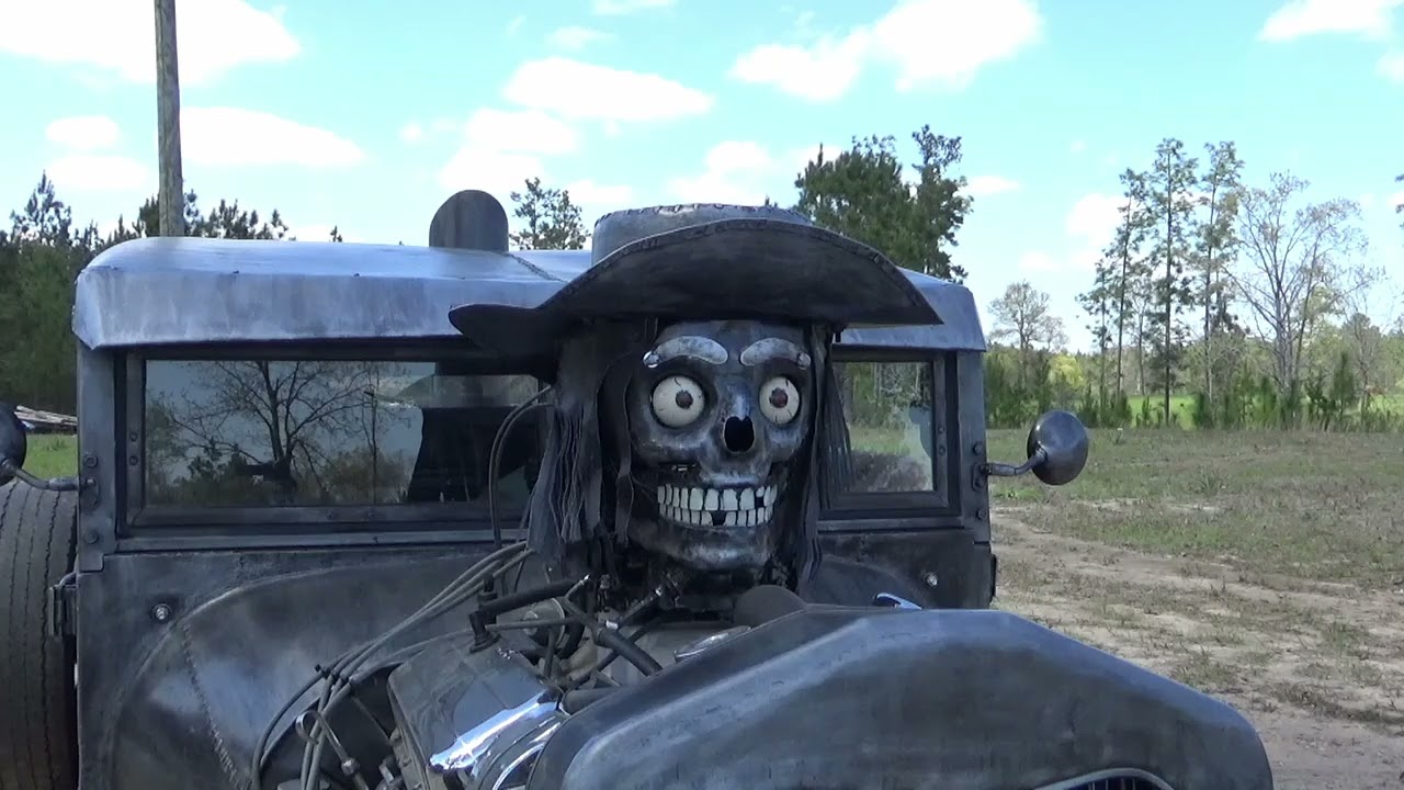 Really Weird Remote Control Robot - The Dead Redneck Part 2 - 2017