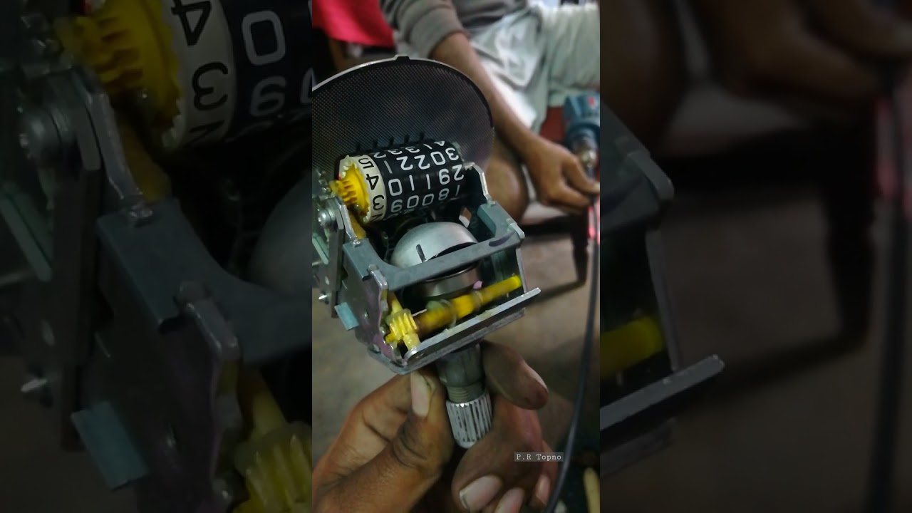 Analog speedometer greasing #honda #unicorn #150cc  #analog #speedometer