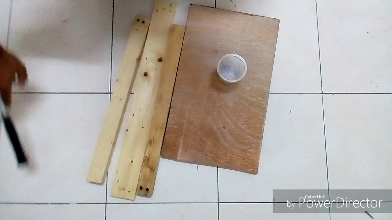 Silkscreen Printing : DiY Stretcher for Mesh
