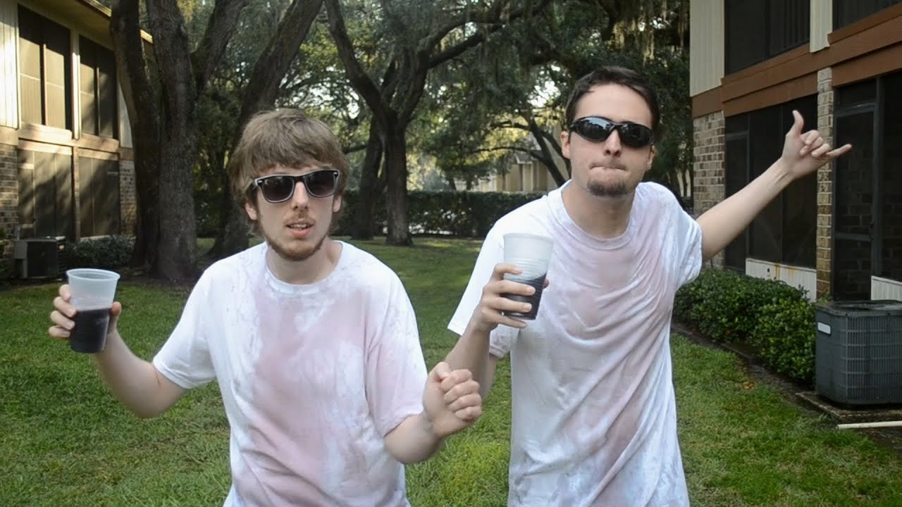 Whiteboyz Wit Attitude - Wear The Purp (OFFICIAL VIDEO)