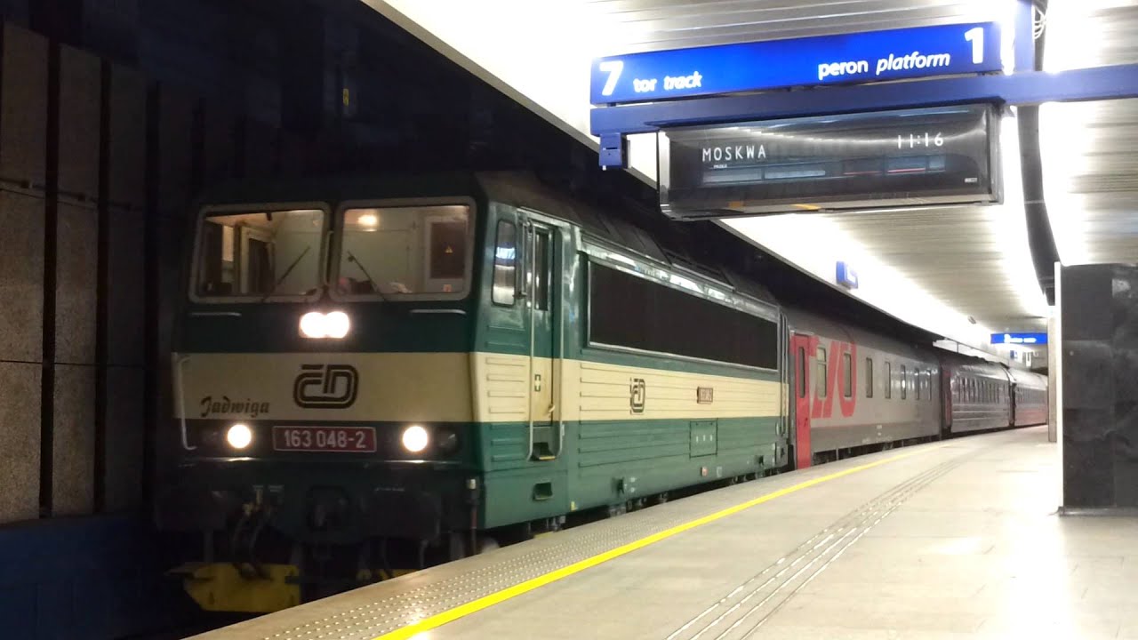 Skoda CD 163 048-2 Jadwiga z pociągiem Międzynarodowym Bohumin - Moskva