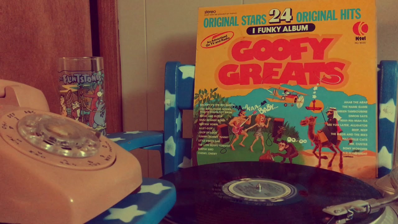 Goofy Greats ( Snoopy Vs The Red Baron ) & A Box