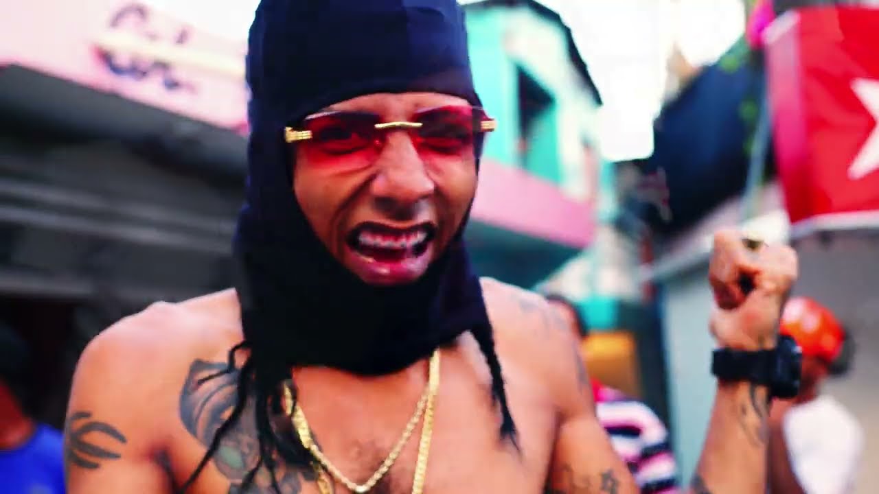 PAPO EL NECIO - UN BOBO - VIDEO OFICIAL K4   2023