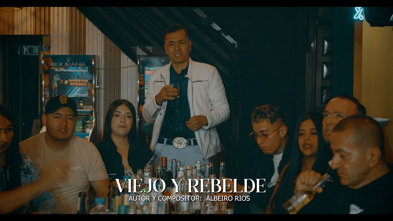VIEJO Y REBELDE - (VICTOR MANUEL EL HOMBRE DE LA CANCIÓN) VIDEO OFICIAL 6K