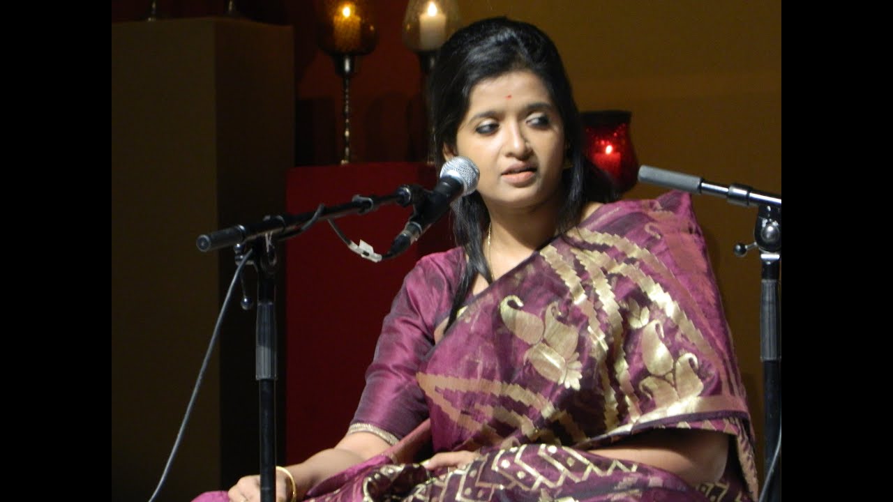 kuchh to duniya ke inayaat ne dil tod diya (कुछ तो दुनिया के इनायत ने दिल तोड़ दिया) by Santa kundu