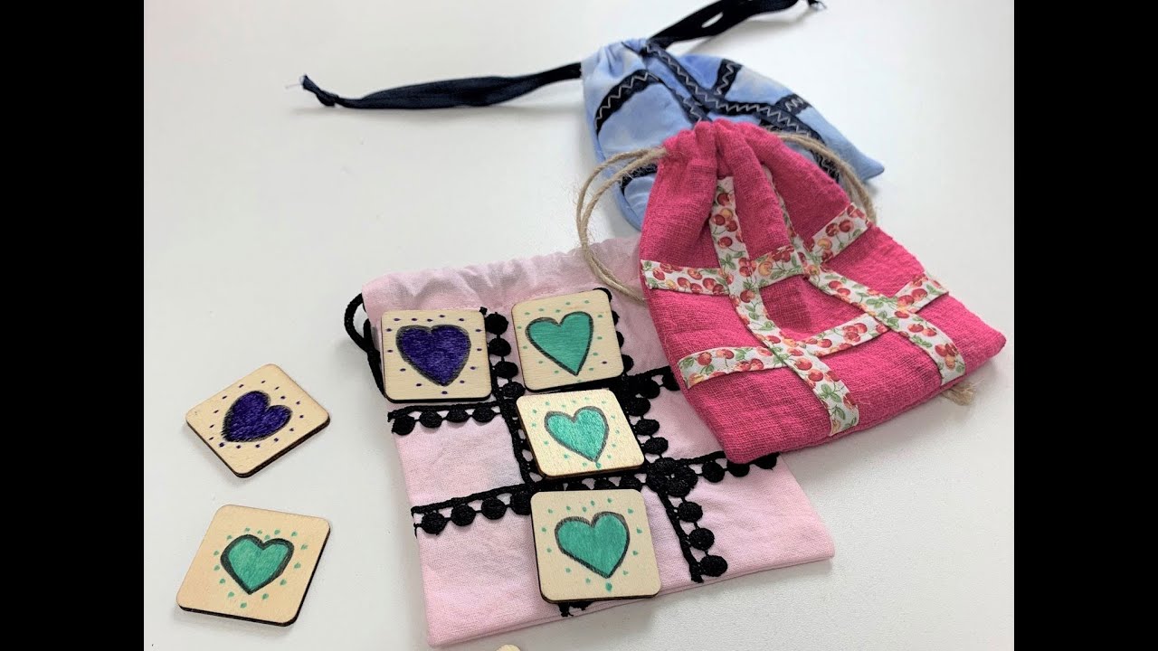 Madeleine & Fabricville - Creating a home-made Tic-Tac-Toe game