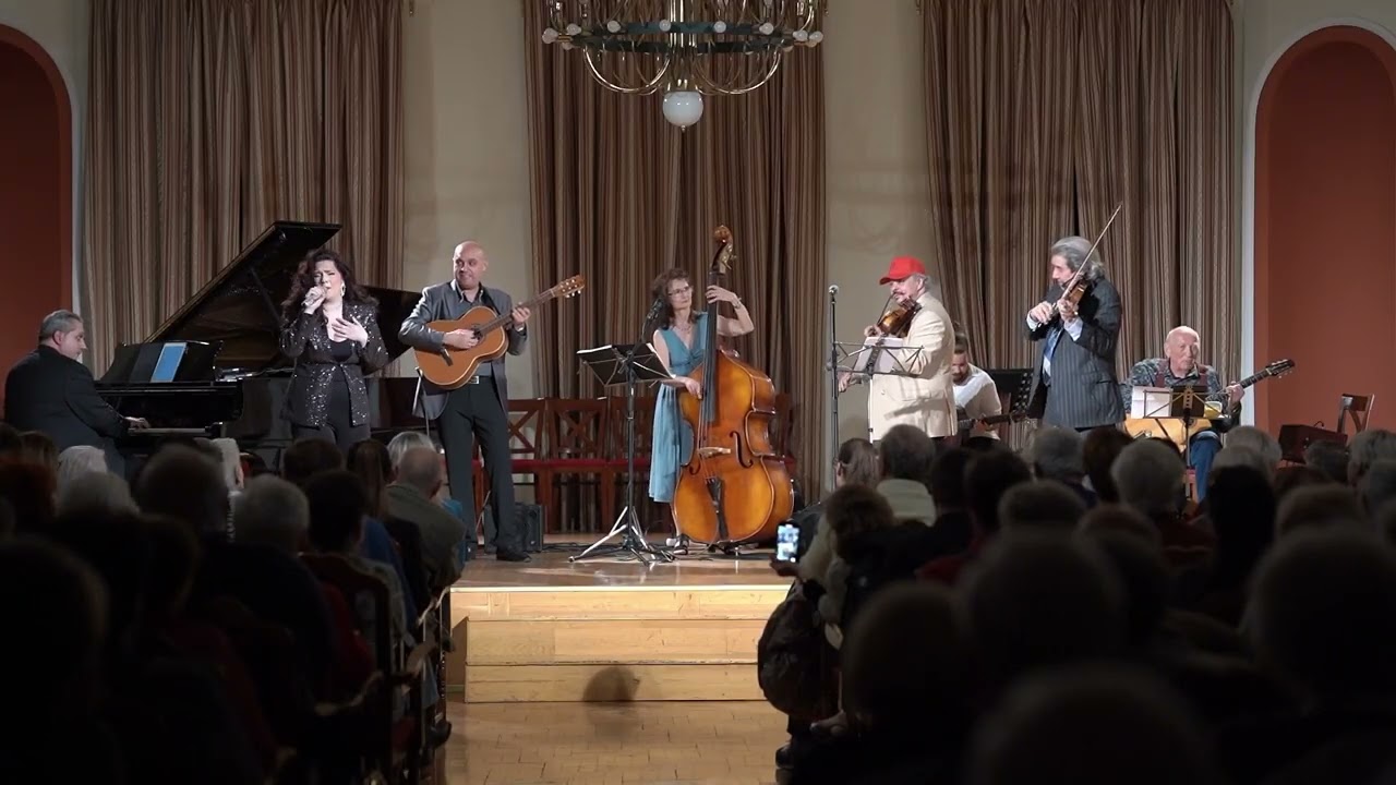 Gypsy Jazz Band & Roby Lakatos - Parole Parole