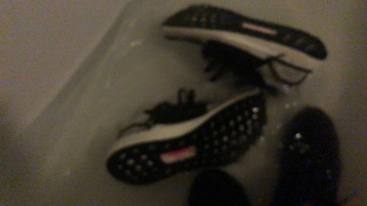 Ultraboost 19 and Gellyte 3 wet