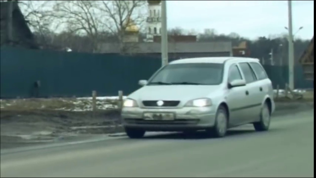 Glove criminal 33