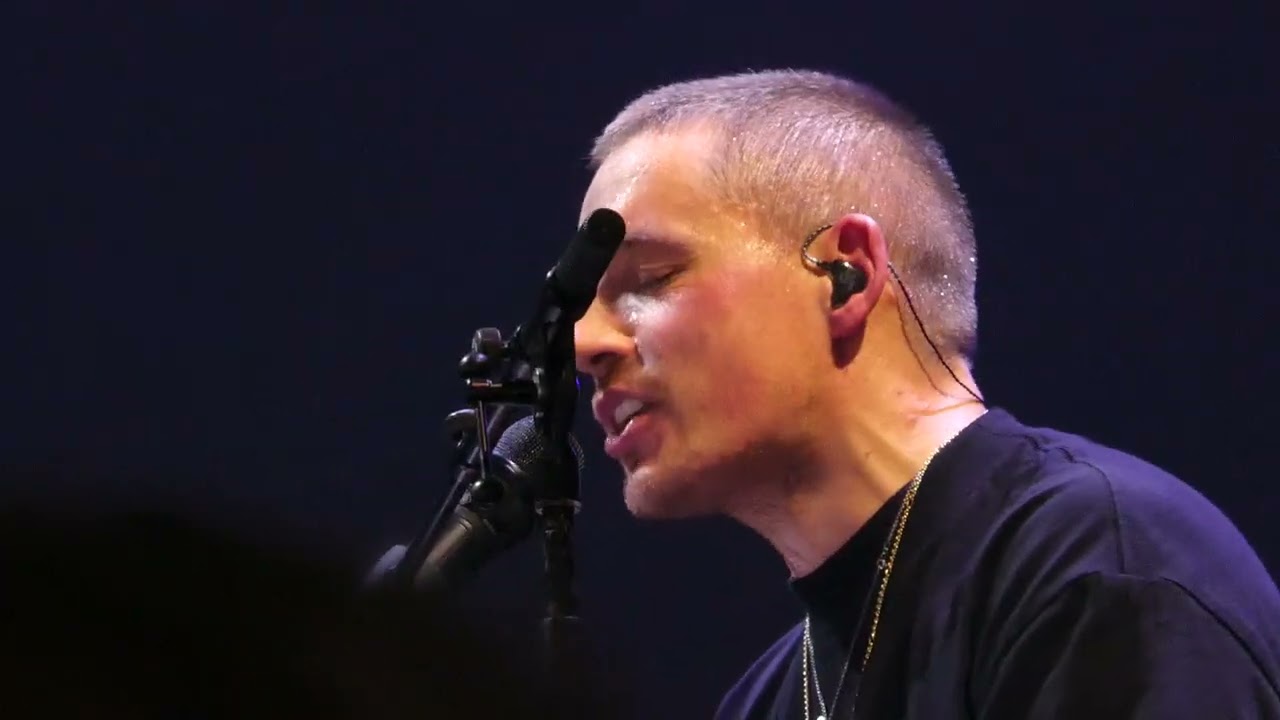 Dermot Kennedy - 