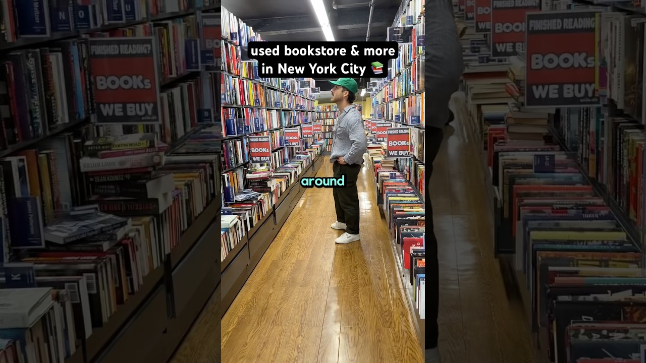 Exploring a huge NYC Bookstore 🍎