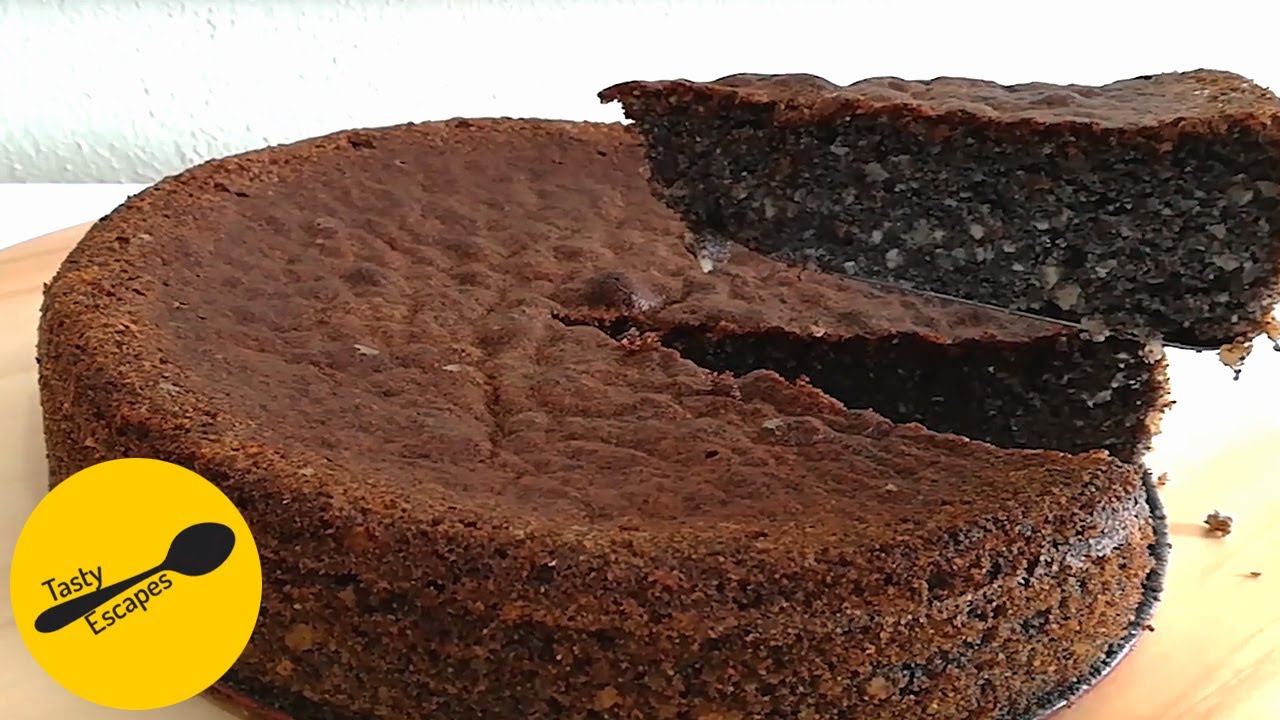 Gluten-Free Poppy Cake | A moist nutty dream of a cake