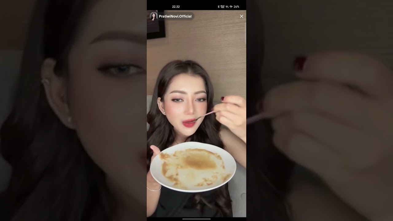 Teh novi tolak media wawancara soal agus. Zaila slalu stia  temani mama walau smpe larut malam