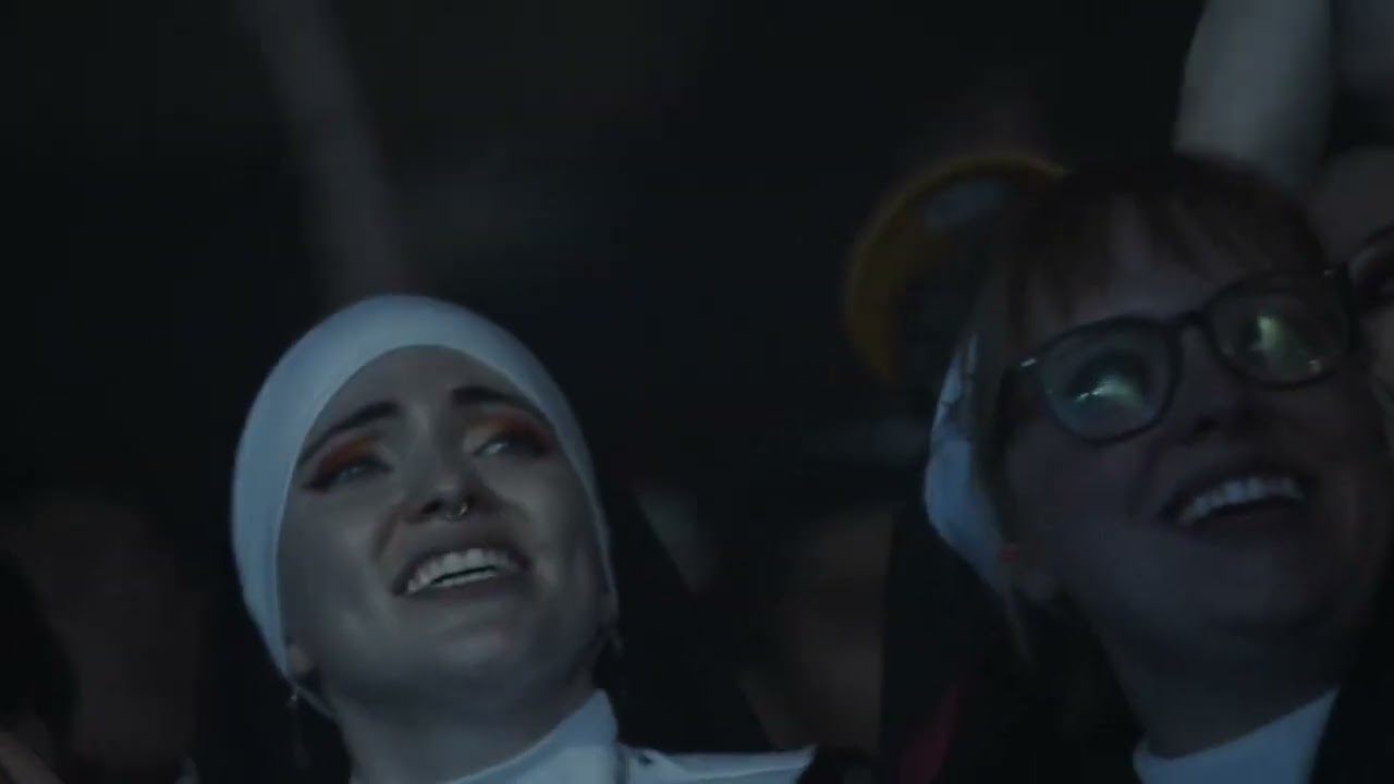 Ghost - Mary On A Cross - LIVE TAMPA 2022 Pro Mix vs Fancam - THIS BAND IS TOO GOOD!