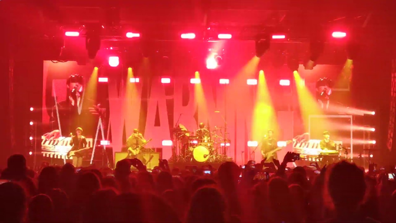 200108 - Day6 concert in Milan - Warning