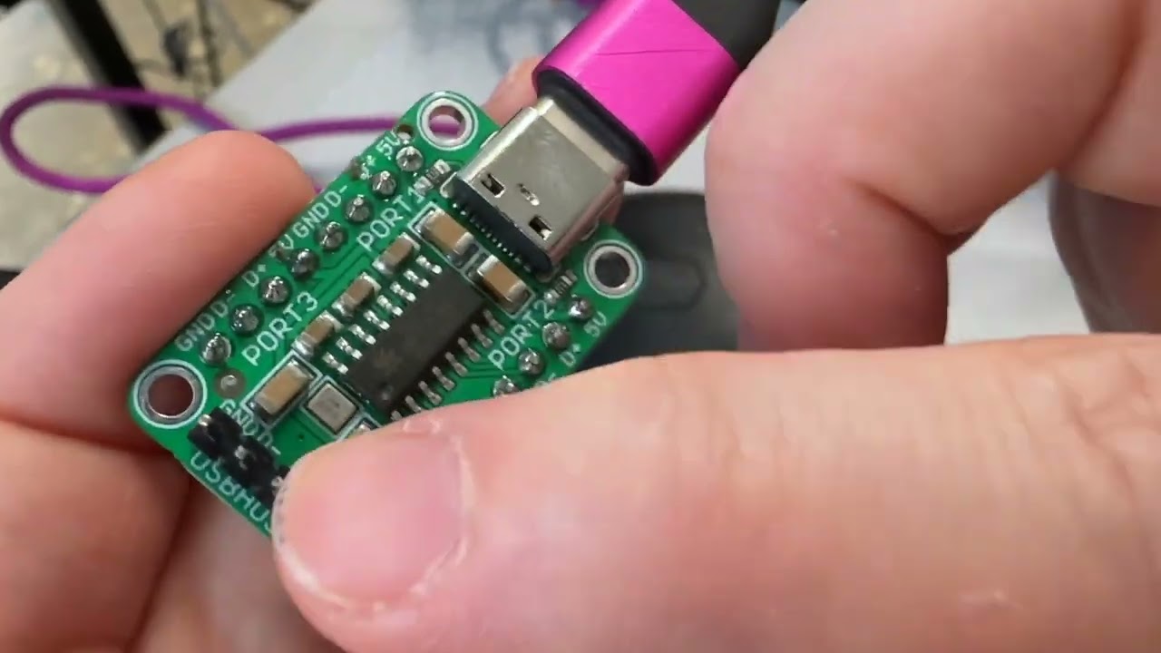 Mini USB hub proto is a universal USB port expander 🔌💡🖥️📲🔄💻🎛️🧩