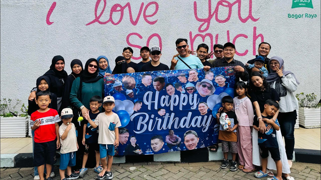Serunya staycation bersama semua happy 