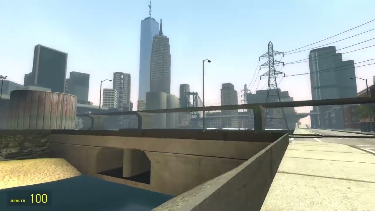 Garry's Mod - Siren Head Chases Me in New York