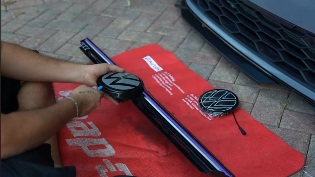Tutoriel/revue sur l'installation de l'emblème LED VW Mk8 GTI