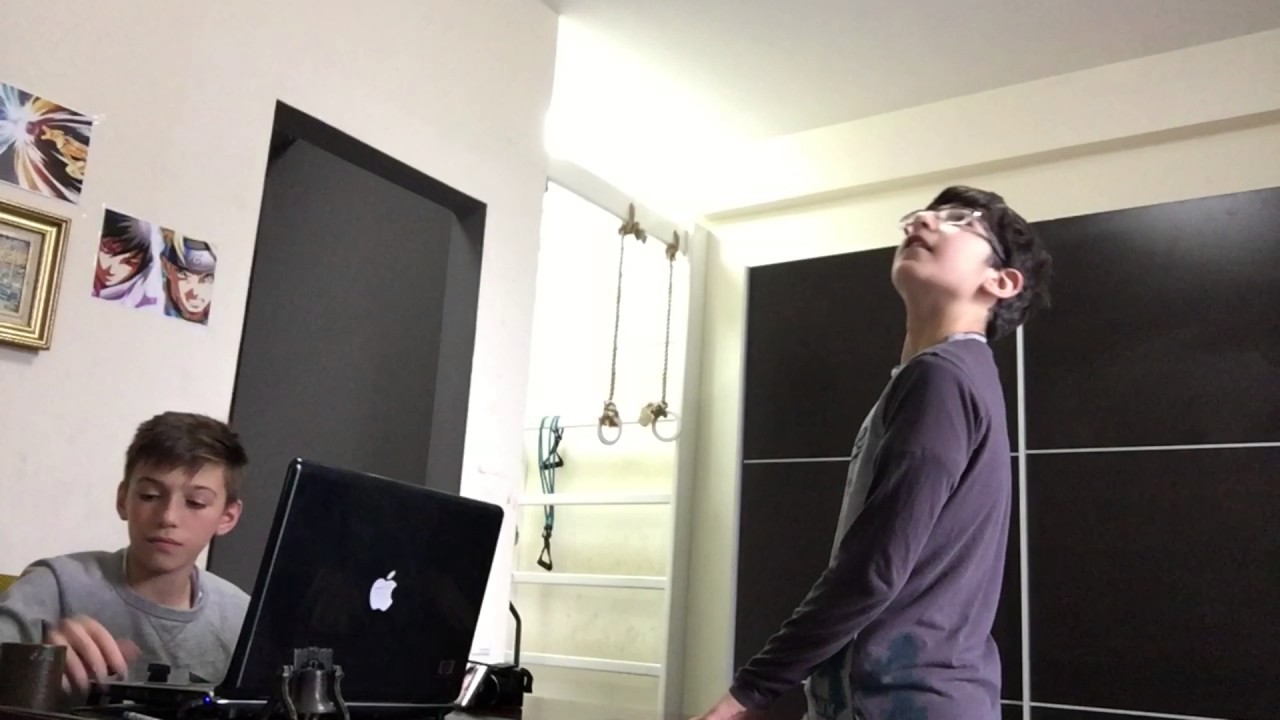 HOW TO GET A JOB(comedy)