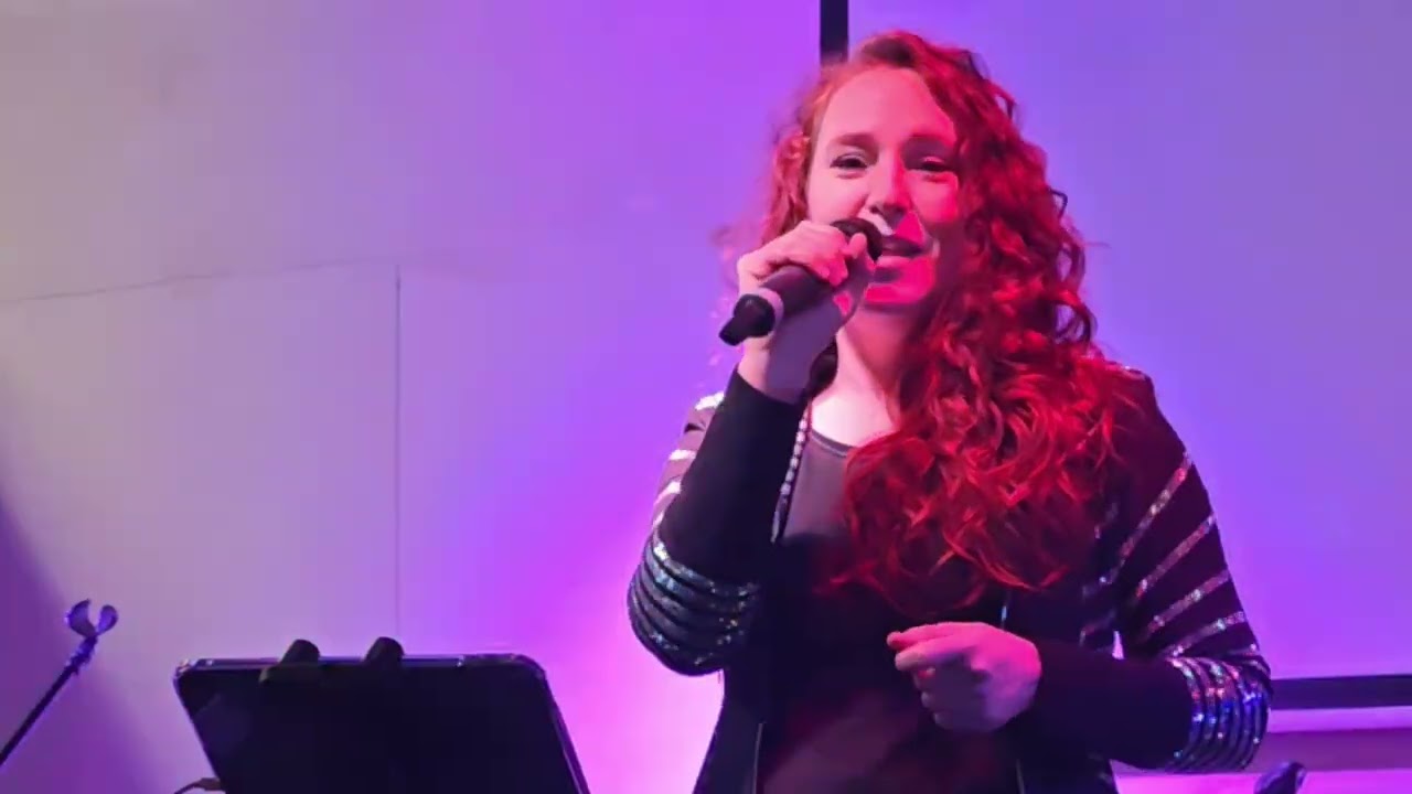 Ericka Robine ⟢ Mes doutes - extrait concert LIVE ( le reine m&egrave;re . Aix-en-provence )
