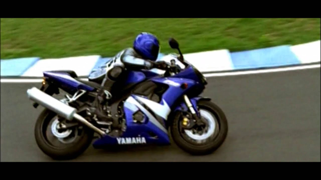 2005 R6 and R46 (Valentino Rossi) official promotion video - Nieuwsmotor.nl