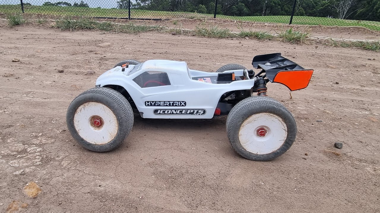 Hobao  hyper 1/8 tune to race track truggy..👌🔥🚀