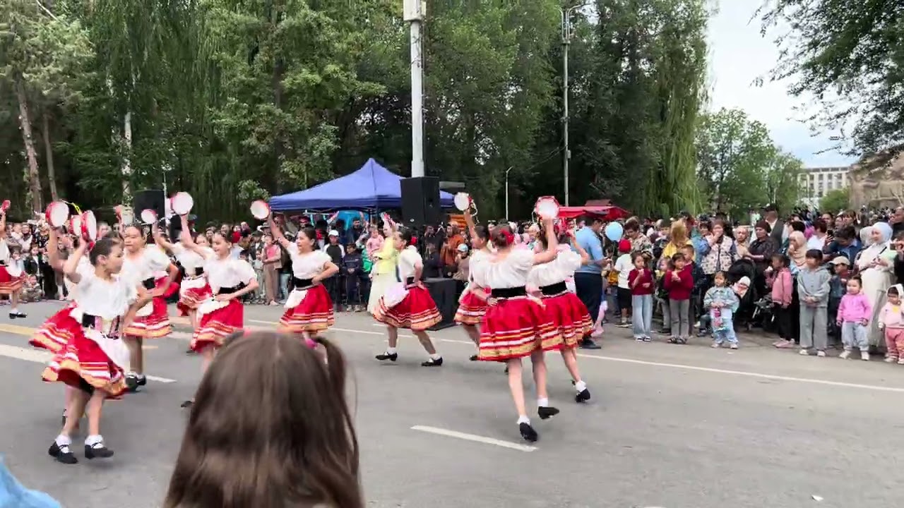 Центральный площадь ,,Тарантелла»