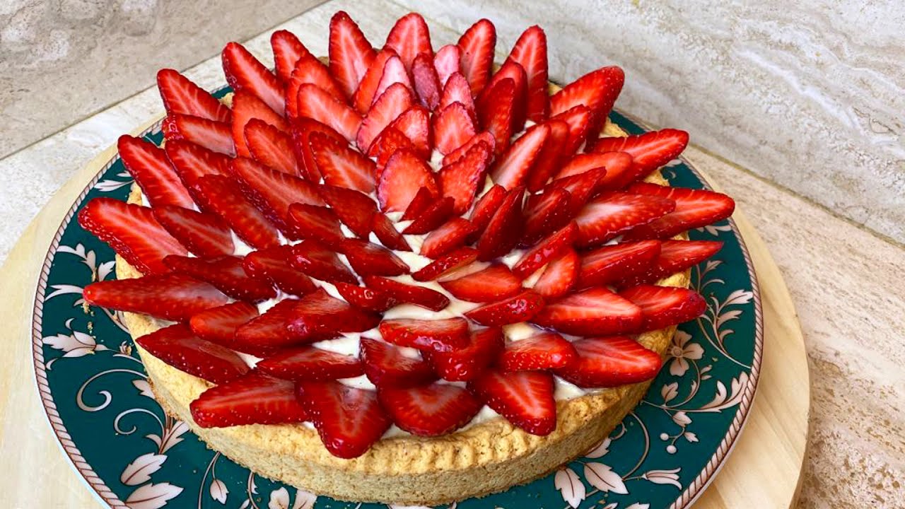 CROSTATA ALLE FRAGOLE! Non smetterai di mangiarla! - Strawberry tart || Francy’s Bakery