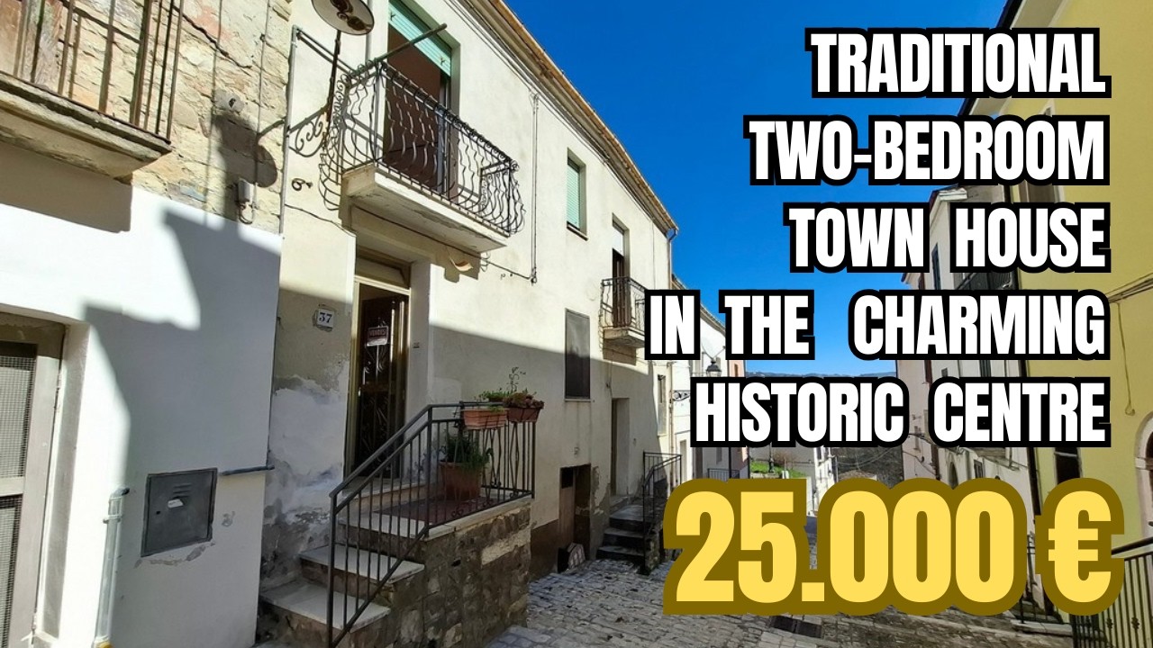 Traditional, two-bedroom town house on a quaint, cobblestone street in a charmig village. Fossalto