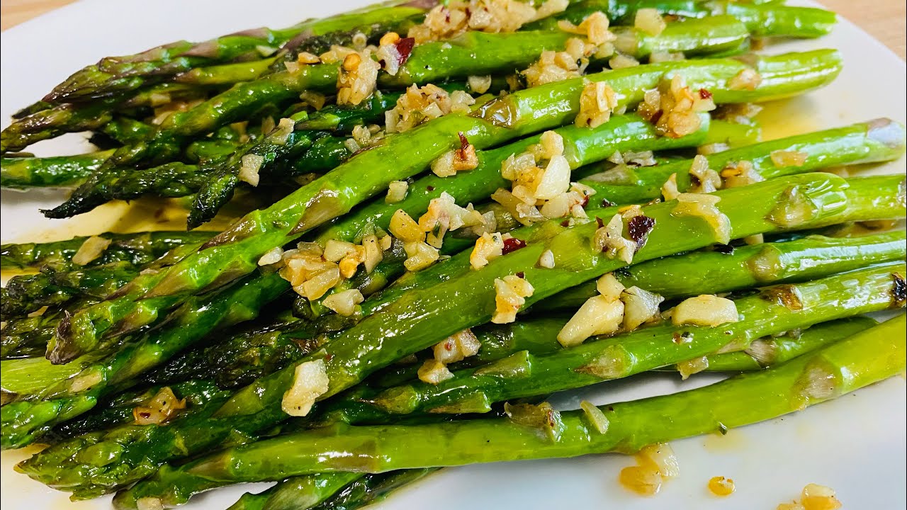 Garlic Buttered Asparagus | Quick And Easy