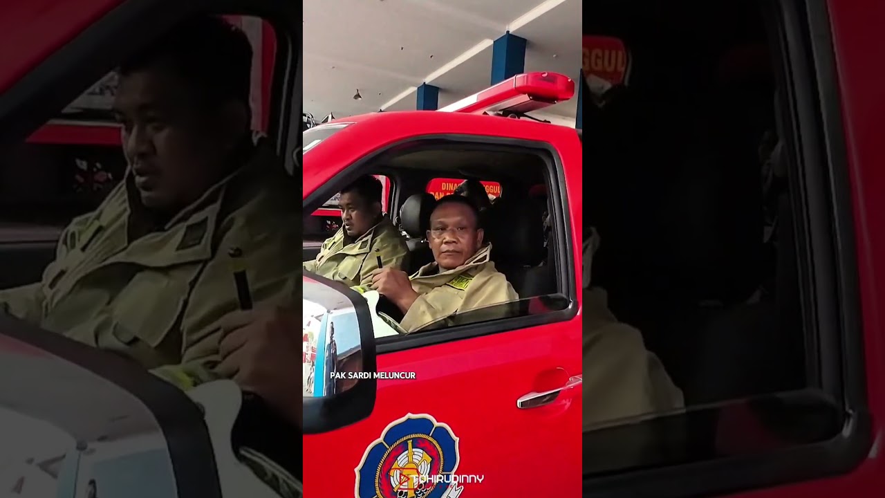 Kasih jalan untuk mobil Damkar #kebakaran