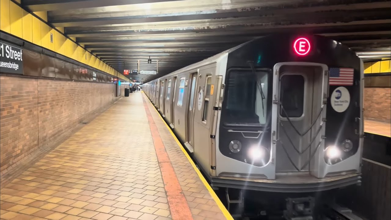 MTA NYCT: E and F trains at 21st Street-Queensbridge