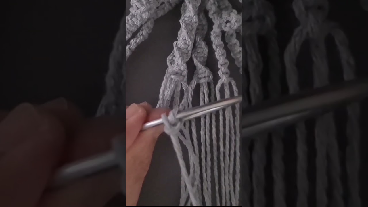 Macrame plant hanger Macrame wall hanging Macrame pot hanger Wall plant hanger Macrame tutorial