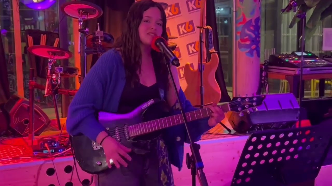 Naive – The Kooks Cover (Live Indie Version)