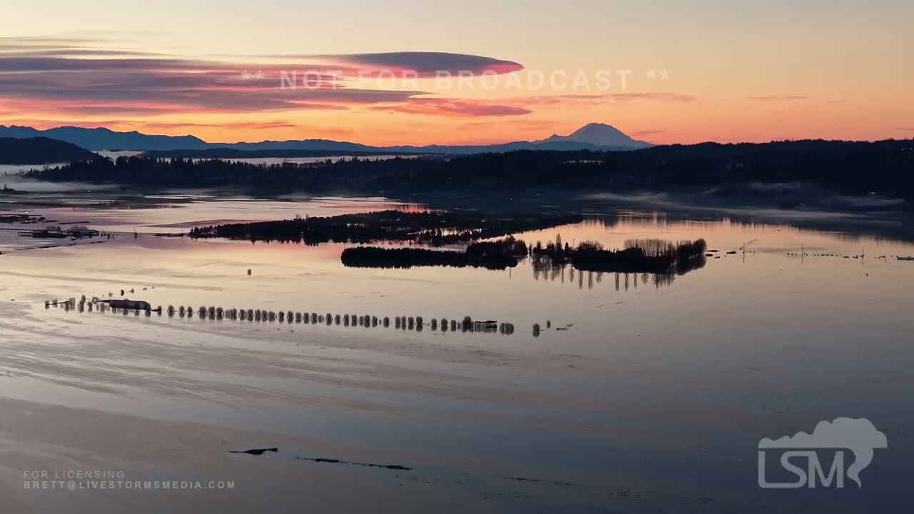 12-13-2025 Snohomish, WA  - Major Valley Flooding - Sunrise over Mount Rainier - Flooded Buildings