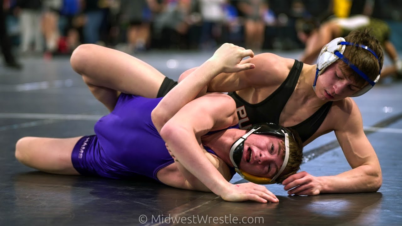 126 – Easton Hilton of Kansas City MO defeated Brock Smith of Cordova IL by Tech Fall 16–0