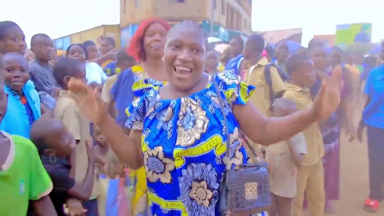 Blanche Ntembe (Générique ndzila ya ntsiemene clips vidéo) muntuta 