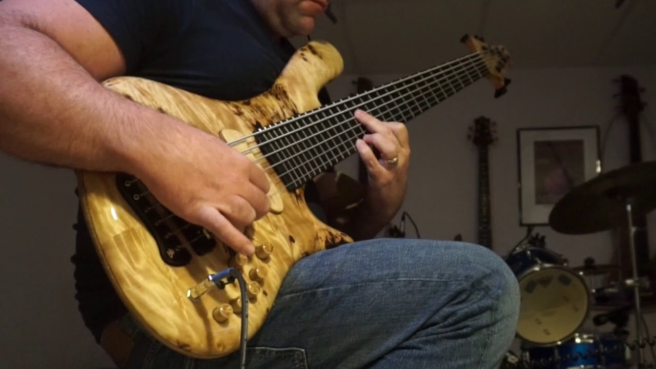 Jerzy Drozd Excellency 6 string bass guitar solo