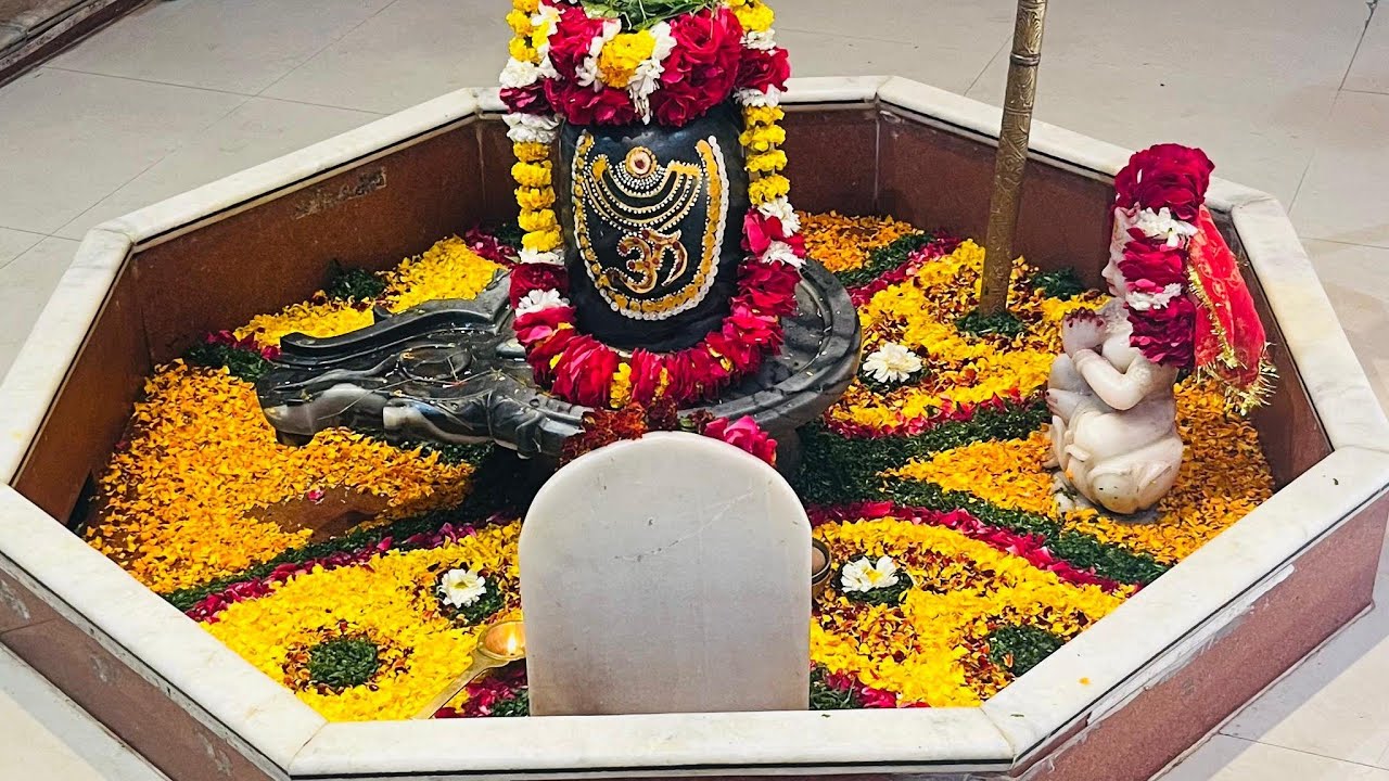 🕉🔱जय महाकाल🕉नित्य भगवान के दर्शन के लिए इस चैनल से जुडे 🇮🇳चैनल को सब्सक्राइब करे🙏🔱