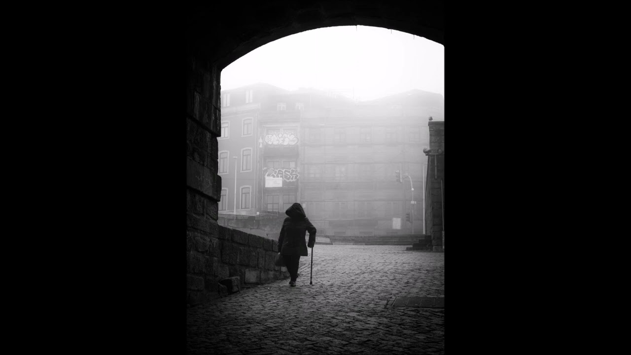 Street photography by Paulo Gomes