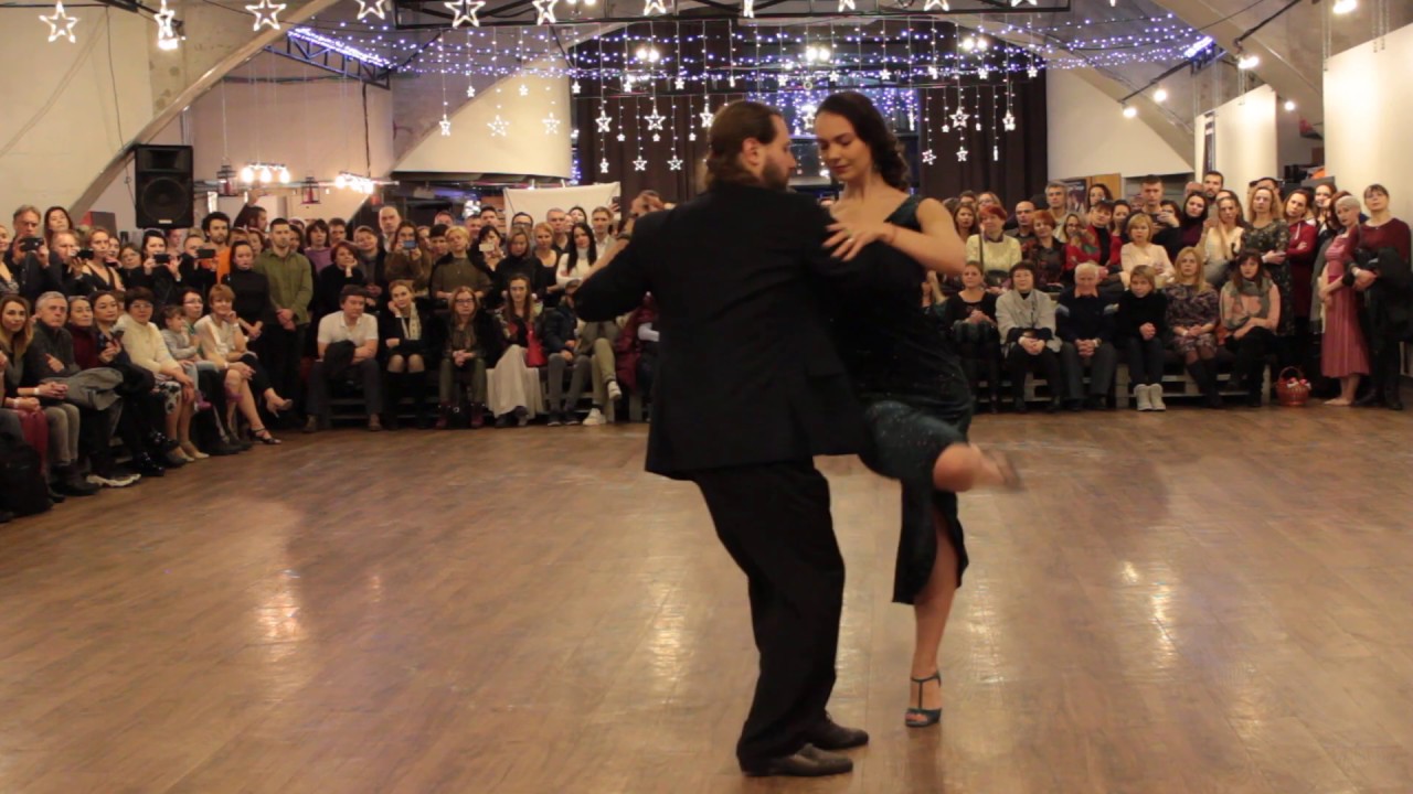 Alexey Gavris & Olga Valeyka, Siete palabras