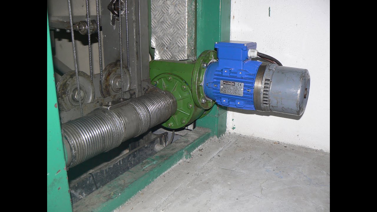 Lastenaufzug - Kleing&uuml;teraufzug - Evalator - Lift - Eigenbau - Homemade - DIY (Version 2)