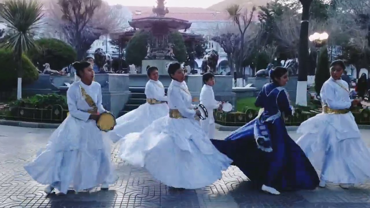 Danza en su Presencia (pandero)  -  para que me diste vida / por gracia Bolivia