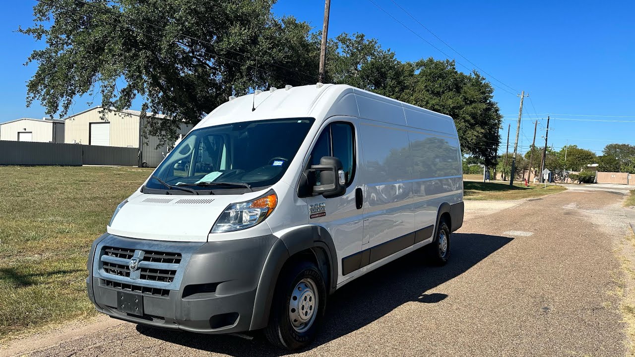2018 Ram Promaster 3500 High roof extended cab inside and outside video.