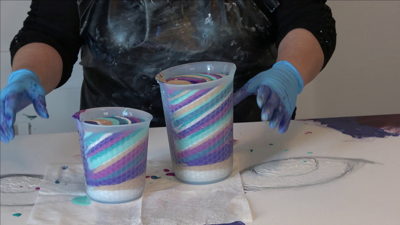(26) Stunning Huge Straight Pour called Feline #acrylicpouring#acrylicpaint#straitpour#manonpetitart