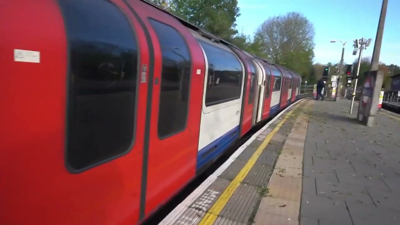 London Underground Central Line Ride: Loughton to Epping 11 November 2024
