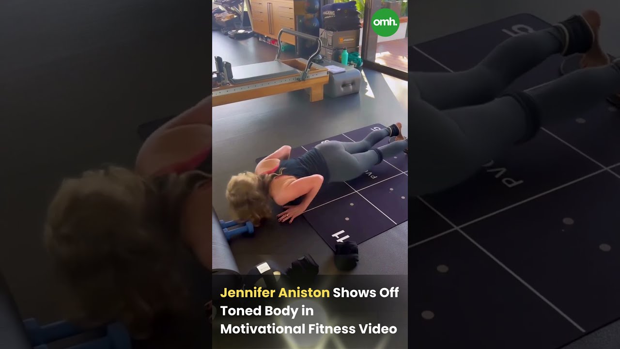Jennifer Aniston Shows Off Toned Body I Celebrity Fitness I OnlyMyHealth